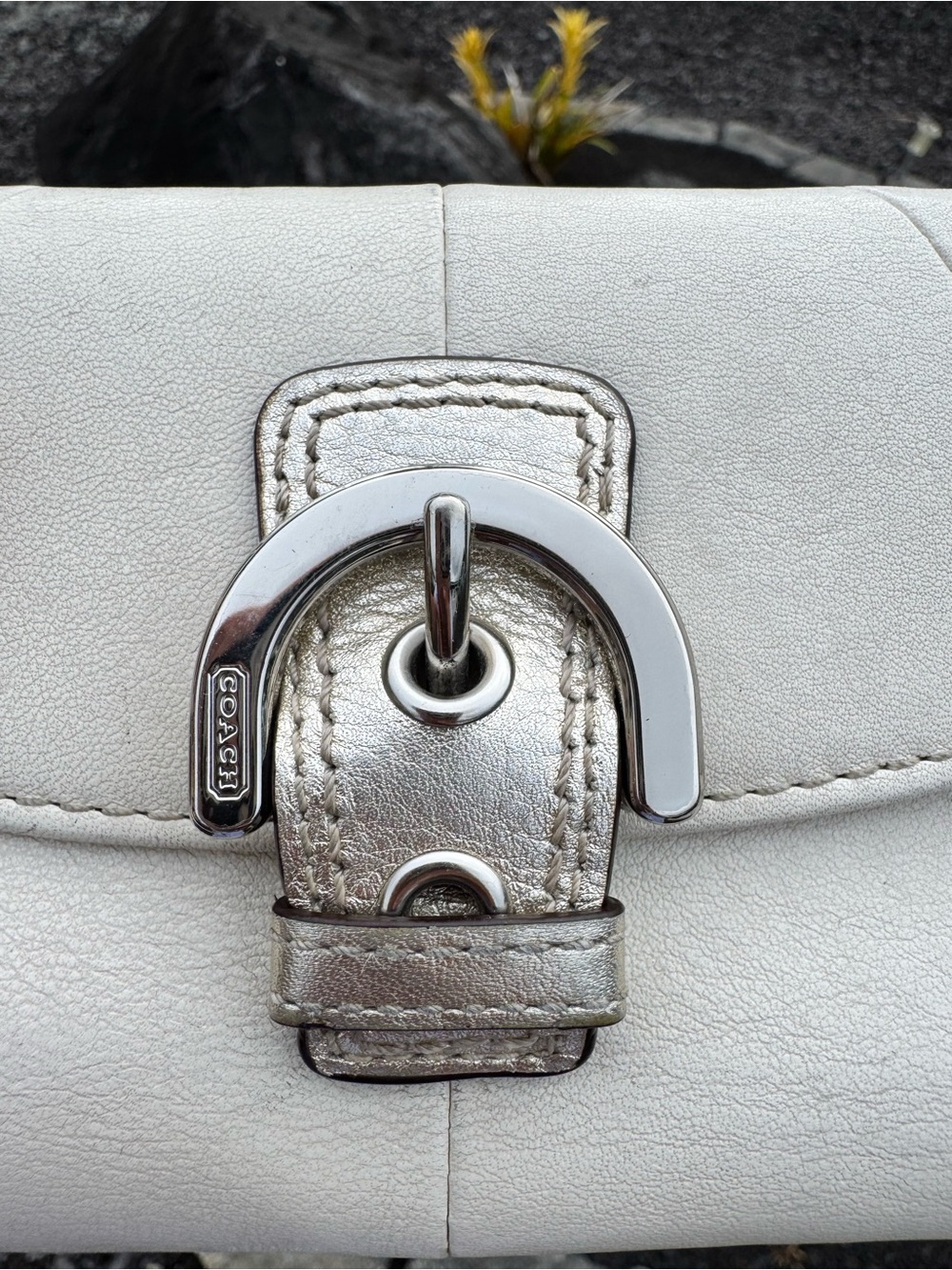 Coach Soho Metallic Ivory Leather Bifold Wallet Y2K With COA - Picture 7 of 11
